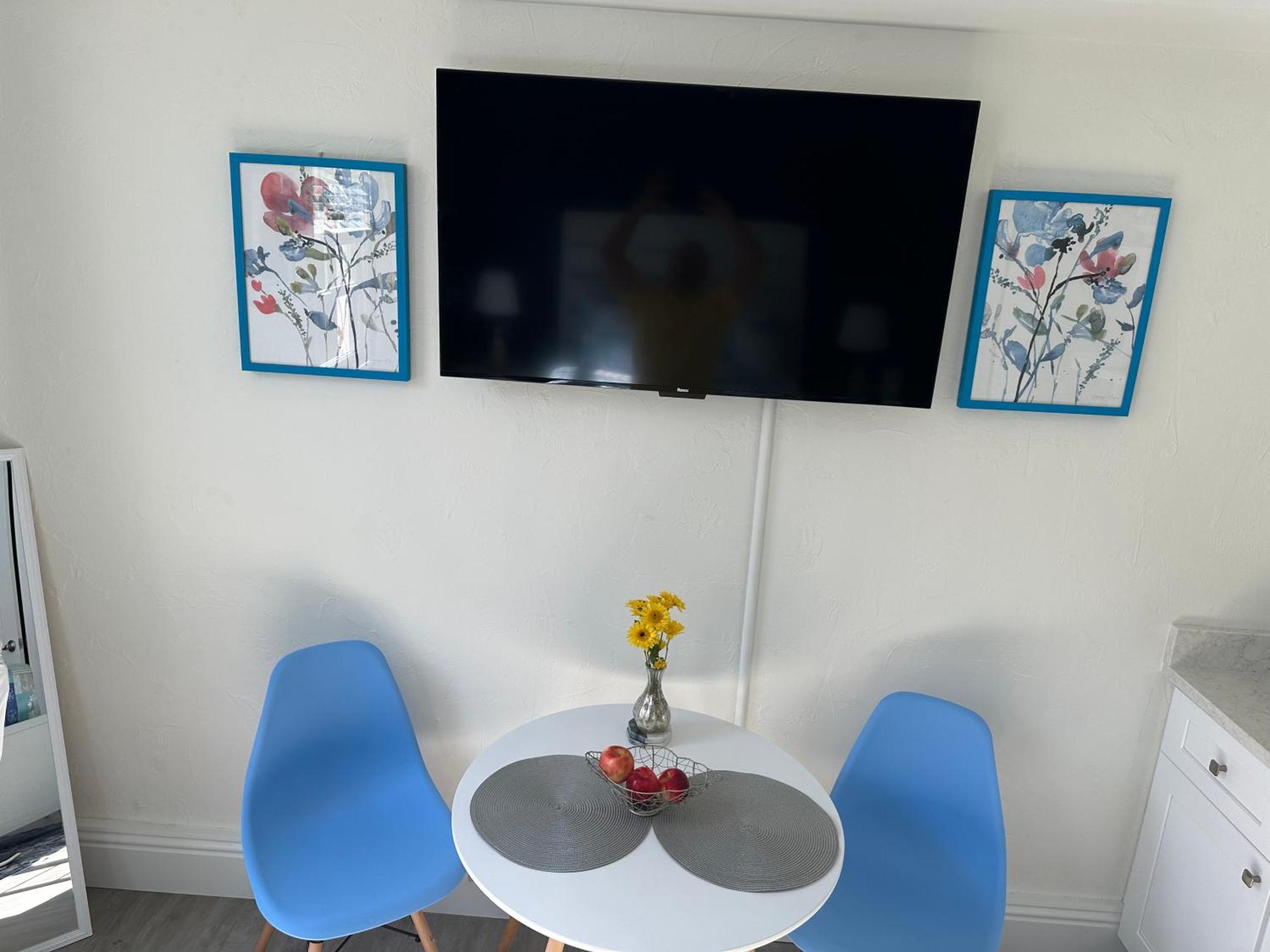 Cozy In The Heart Of The Palm Island - Free Valet Service Appartement *