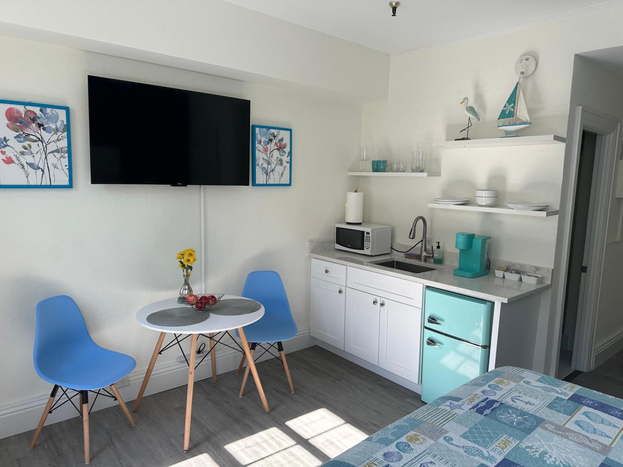 Cozy In The Heart Of The Palm Island - Free Valet Service Palm Beach